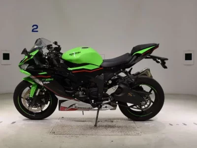Kawasaki ZX-6RA лот № 2989 оценка 5  с аукциона в Японии 2