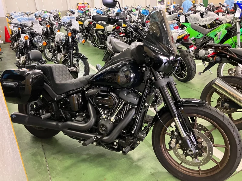 Harley-Davidson HARLEY FXLRS лот № 04229 оценка 4  с аукциона в Японии