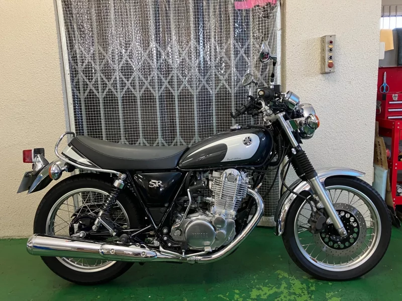 Yamaha SR400 FINAL ED лот № 02236 оценка 4  с аукциона в Японии