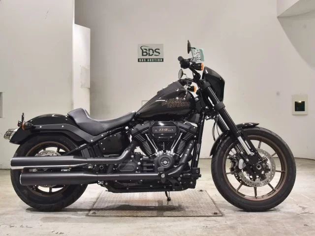 Harley-Davidson HARLEY FXLRS1870 лот № 2713 оценка 5  с аукциона в Японии