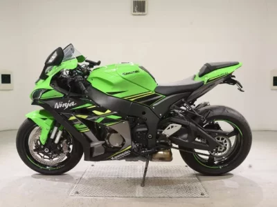 Kawasaki ZX-10RA лот № 7738 оценка 5  с аукциона в Японии 2