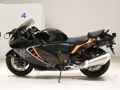Suzuki HAYABUSA -3 лот № 2630 оценка 7  с аукциона в Японии 2