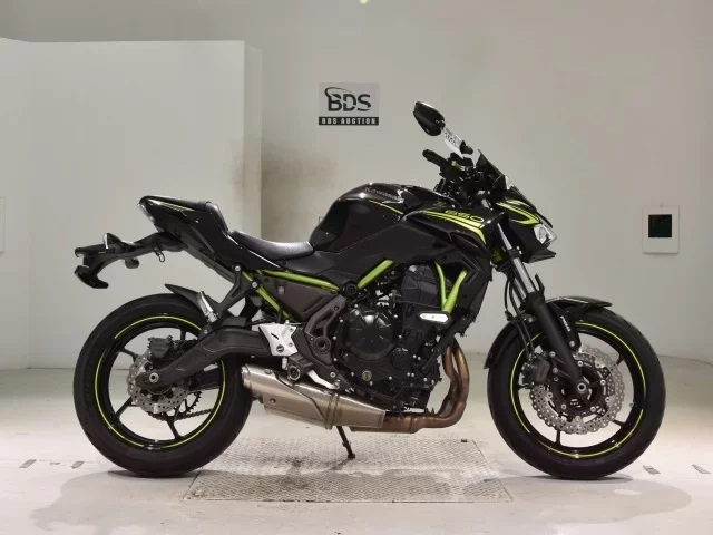 Kawasaki Z650A лот № 2652 оценка 5  с аукциона в Японии