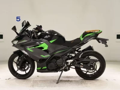Kawasaki NINJA400-2 лот № 2639 оценка 4  с аукциона в Японии 2