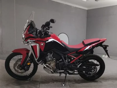 Honda CRF1100L AFRICA TWIN лот № 8127 оценка 4.5  с аукциона в Японии 2
