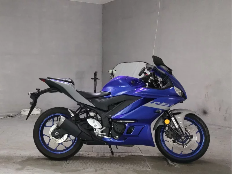 Yamaha YZF-R3 лот № 8245 оценка 4  с аукциона в Японии
