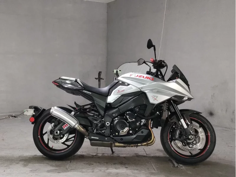 Suzuki KATANA лот № 7324 оценка 4  с аукциона в Японии