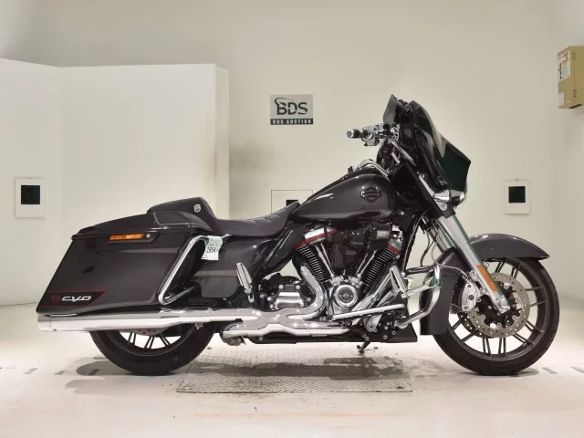 Harley-Davidson HARLEY FLHXSE1920CVO лот № 2664 оценка 5  с аукциона в Японии