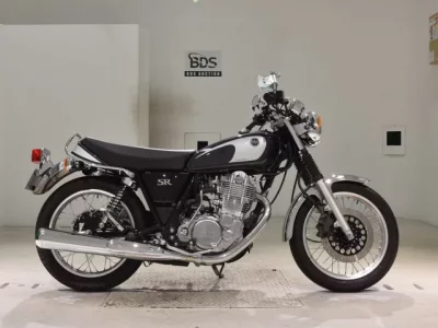 Yamaha SR400-5 2021