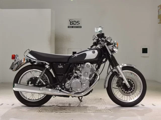 Yamaha SR400-5 лот № 5227 оценка 5  с аукциона в Японии