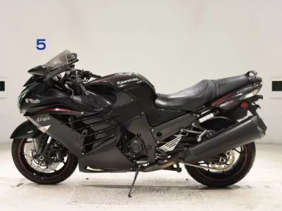 Kawasaki ZX-14RA лот № 5234 оценка 4  с аукциона в Японии 2