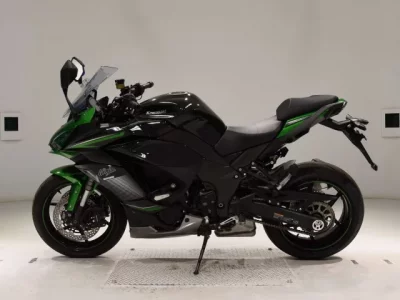 Kawasaki NINJA1000A лот № 0125 оценка 5  с аукциона в Японии 2