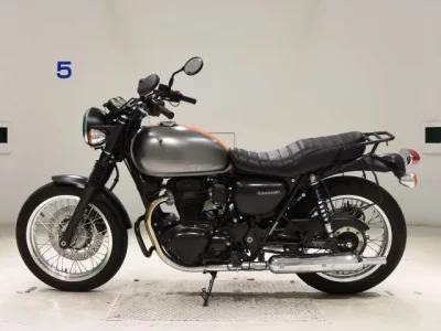 Kawasaki W800-2 STREET лот № 2778 оценка 5  с аукциона в Японии 2