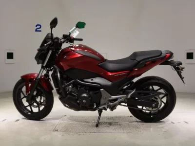 Honda NC750S-2A лот № 2773 оценка 5  с аукциона в Японии 2