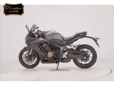 Honda CBR650R лот № 2553 оценка 4  с аукциона в Японии 2