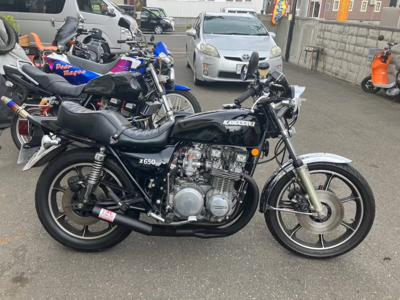 Kawasaki Z650 лот № 02098 оценка 4  с аукциона в Японии