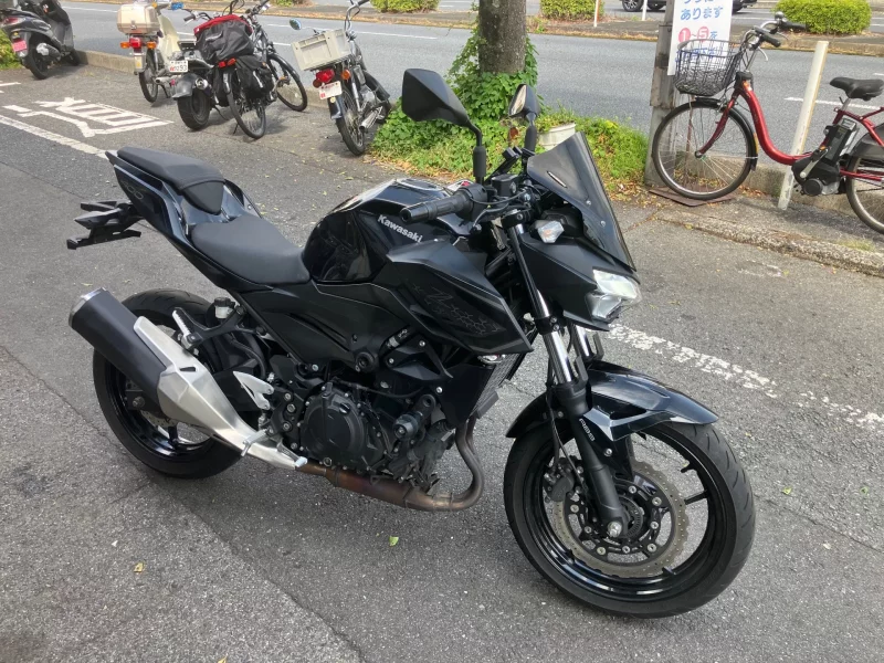 Kawasaki Z400 лот № 00236 оценка 4  с аукциона в Японии