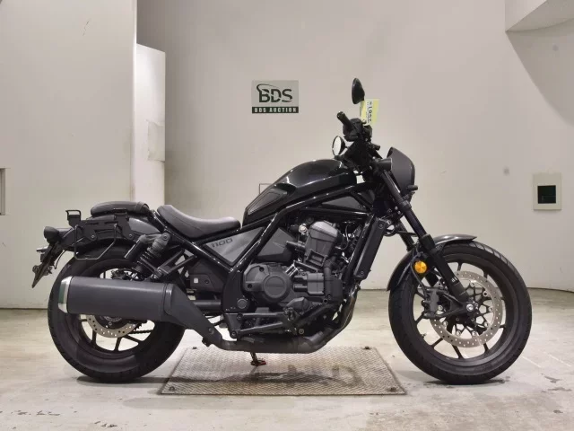 Honda REBEL 1100D лот № 2581 оценка 5  с аукциона в Японии