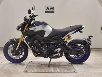 Yamaha MT-09ASP лот № 2671 оценка 4  с аукциона в Японии 2