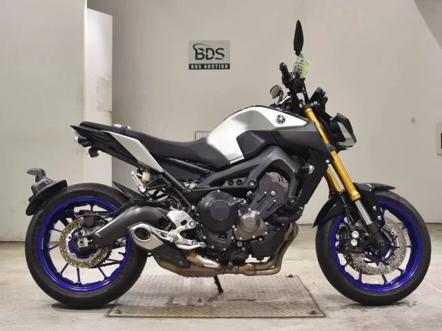 Yamaha MT-09ASP лот № 2671 оценка 4  с аукциона в Японии