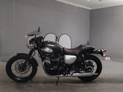 Kawasaki W800KAFE лот № 7341 оценка 5  с аукциона в Японии 2