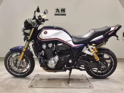 Honda CB1300SF-3SP лот № 2573 оценка 5  с аукциона в Японии 2