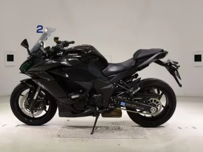 Kawasaki NINJA1000SX лот № 2677 оценка 4  с аукциона в Японии 2