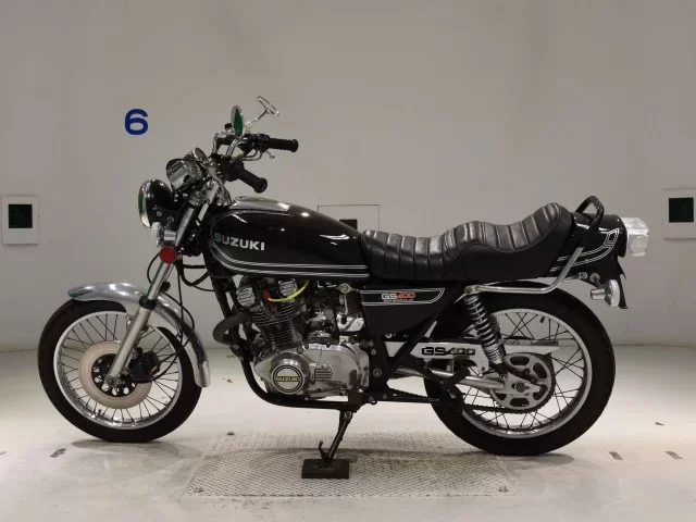 Suzuki GS425