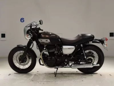 Kawasaki W800-2KAFE лот № 0318 оценка 6  с аукциона в Японии 2