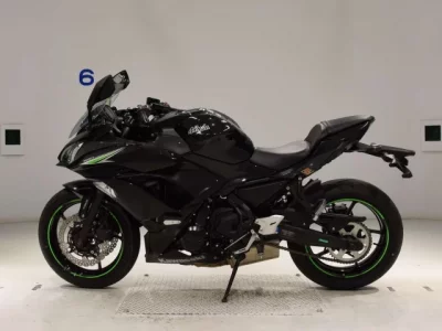 Kawasaki NINJA650A лот № 0348 оценка 5  с аукциона в Японии 2
