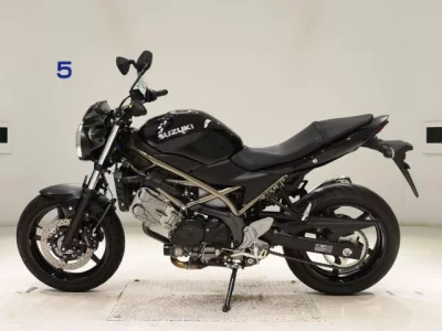 Suzuki SV650A лот № 2673 оценка 7  с аукциона в Японии 2