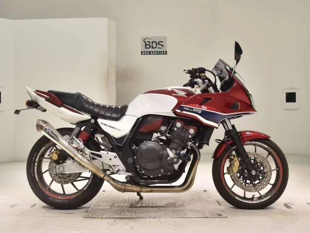 Honda CB400SFV-4 BOLDORABS лот № 2844 оценка 4  с аукциона в Японии