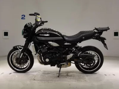 Kawasaki Z900RS лот № 0132 оценка 4  с аукциона в Японии 2