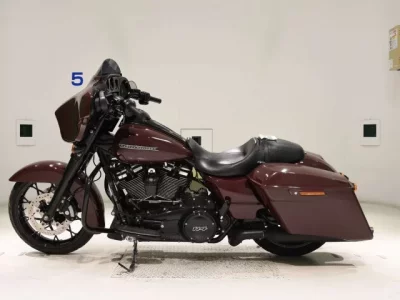 Harley-Davidson HARLEY FLHXS1870 лот № 7655 оценка 5  с аукциона в Японии 2