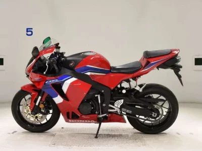 Honda CBR600RR-4 лот № 5024 оценка 5  с аукциона в Японии 2