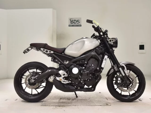 Yamaha XSR900 лот № 7700 оценка 5  с аукциона в Японии