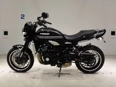 Kawasaki Z900RS лот № 5369 оценка 5  с аукциона в Японии 2