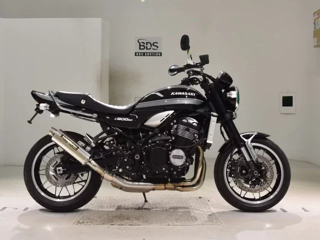 Kawasaki Z900RS лот № 5369 оценка 5  с аукциона в Японии