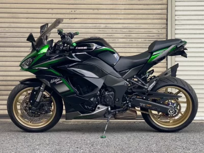 Kawasaki Ninja 1000SX лот № 00138 оценка 4  с аукциона в Японии 2