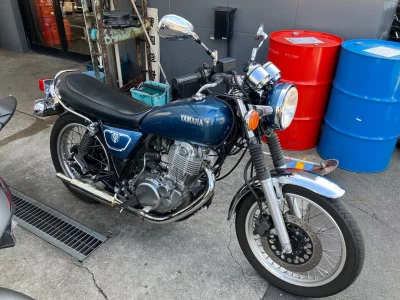 Yamaha SR400-1 2019