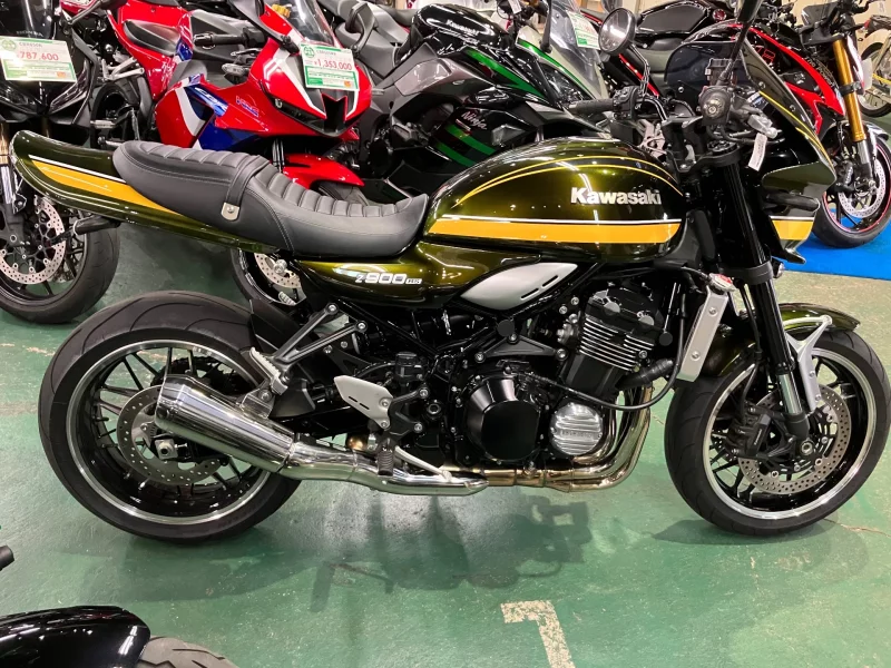 Kawasaki Z900RS лот № 06259 оценка 4  с аукциона в Японии