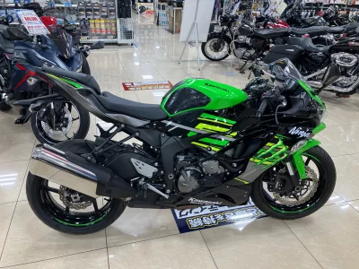 Kawasaki NINJA ZX-6R лот № 02381 оценка 4  с аукциона в Японии 2