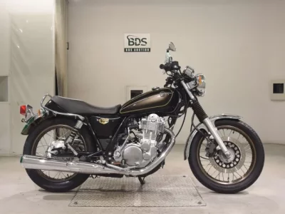 Yamaha SR400-5 2021