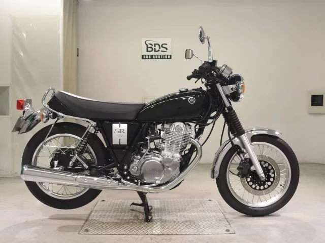 Yamaha SR400-5 лот № 5070 оценка 6  с аукциона в Японии