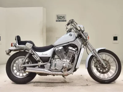Suzuki INTRUDER 750 SHO LOUIS NOT EQUIPPED