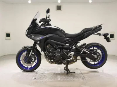 Yamaha MT-09 лот № 5164 оценка 6  с аукциона в Японии 2