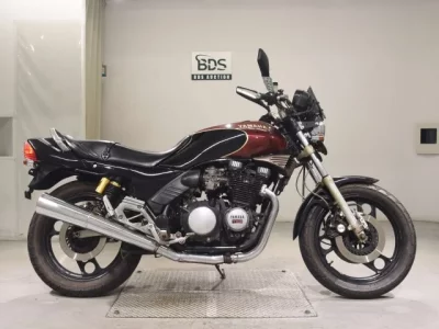 Yamaha XJ750E