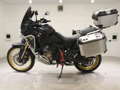 Honda CRF1100L AFRICA TWIN D лот № 5093 оценка 4  с аукциона в Японии 2