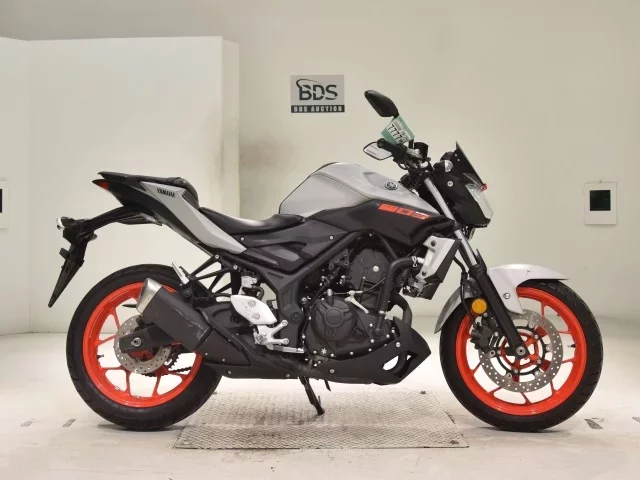 Yamaha MT-03 лот № 7777 оценка 4  с аукциона в Японии