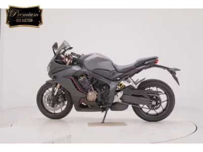 Honda CBR650R лот № 0049 оценка 4  с аукциона в Японии 2
